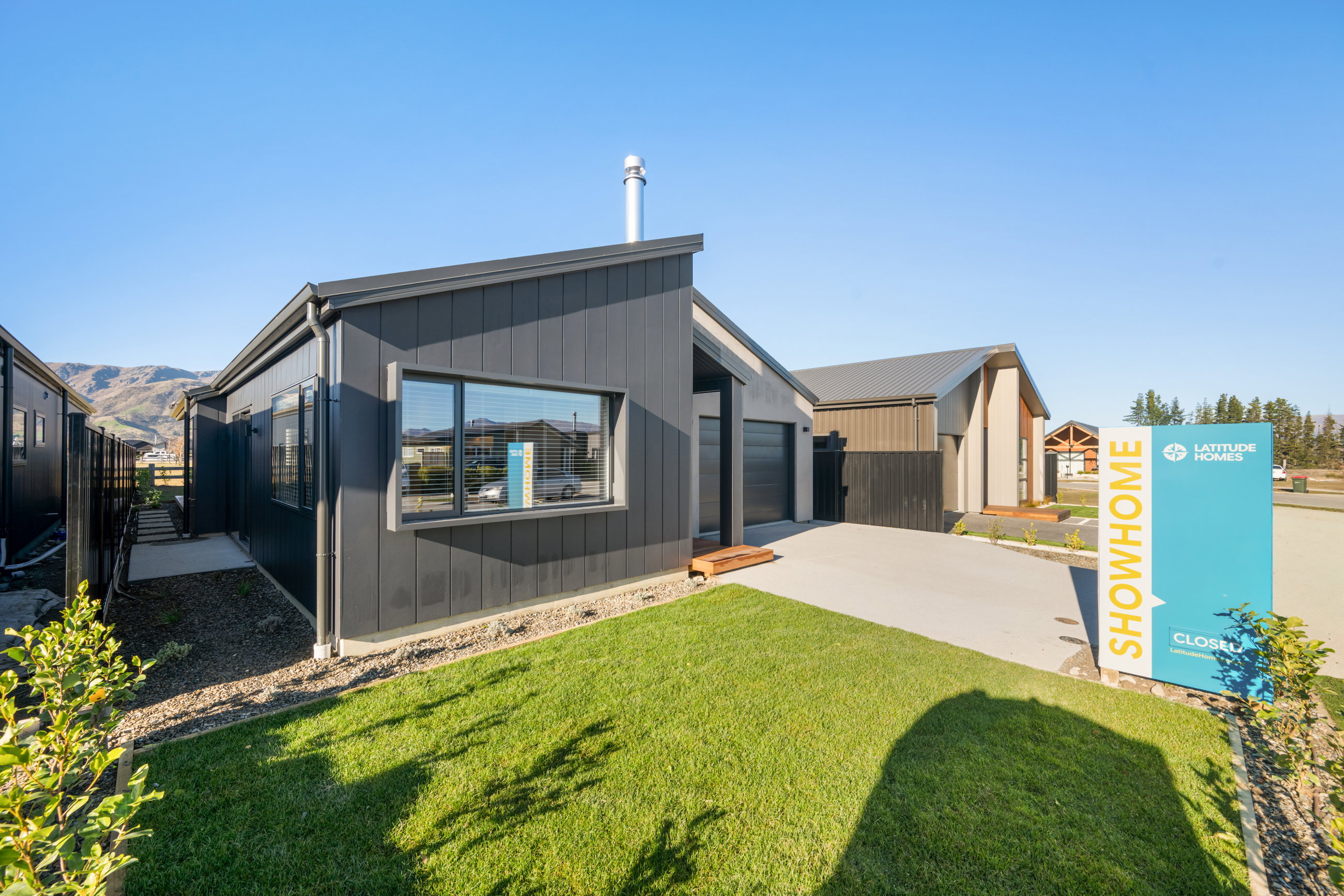 Lake Hāwea Showhome image 13